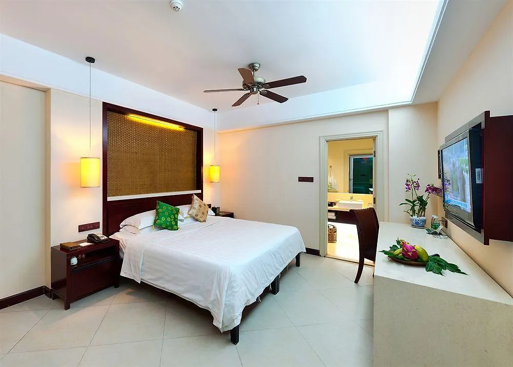 Guesthouse International Hotel Sanya 5*,