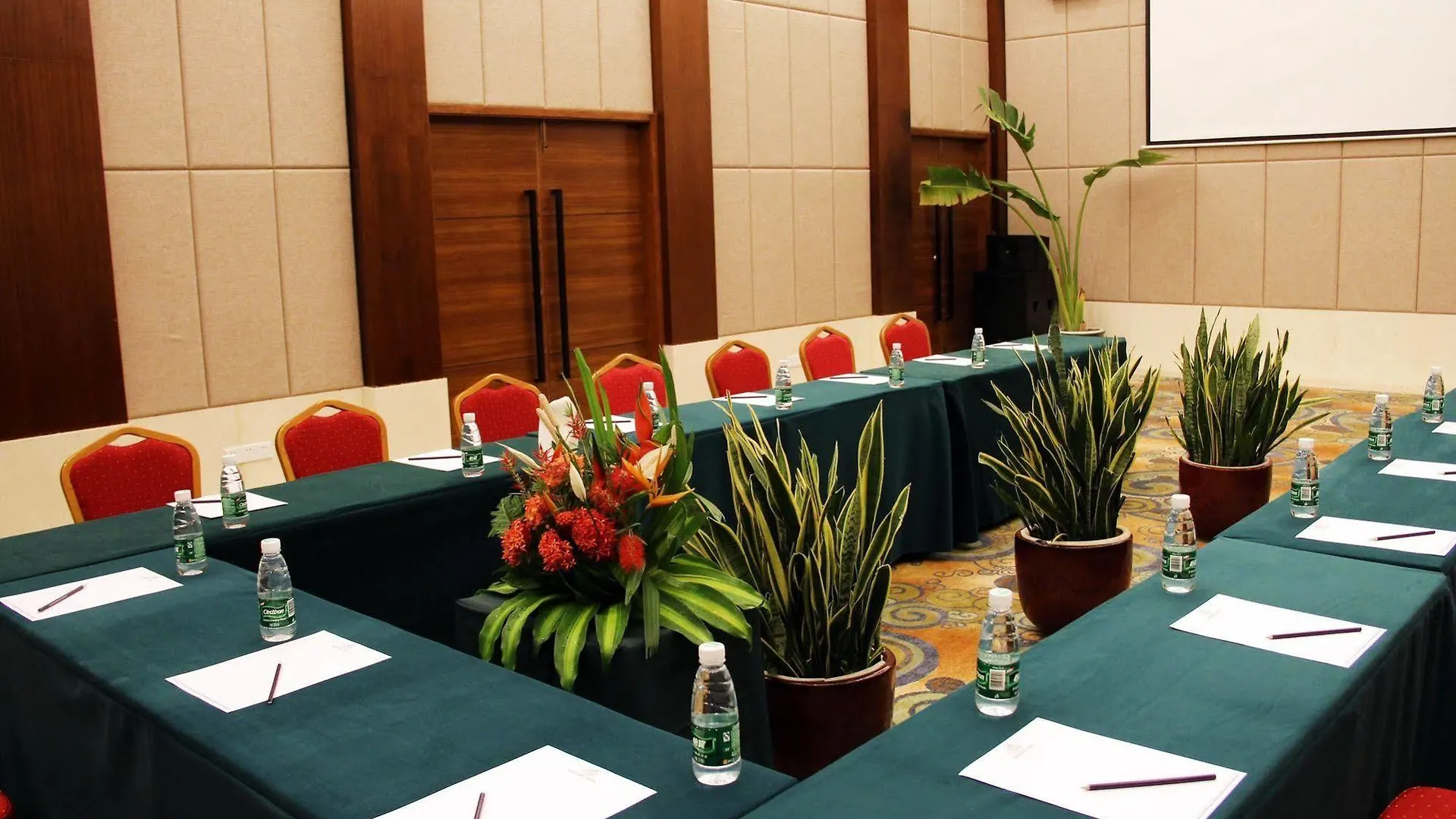 Guesthouse International Hotel Sanya